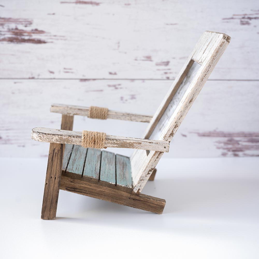 Side view of the Beachcombers Wooden Weathered Beach Chair Picture Frame